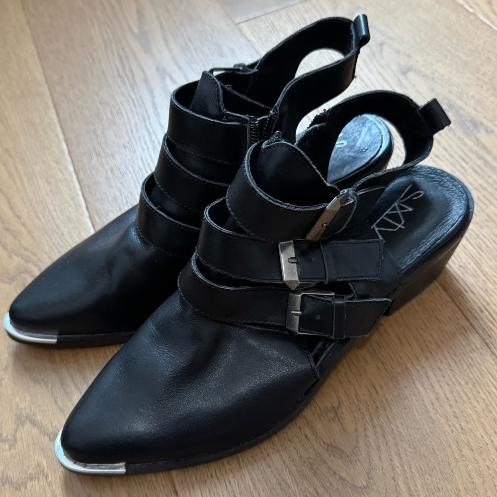Sixtyseven 78551 Napa Black Leather Pointed Ankle Booties - Size 39 (US 8) - NWT